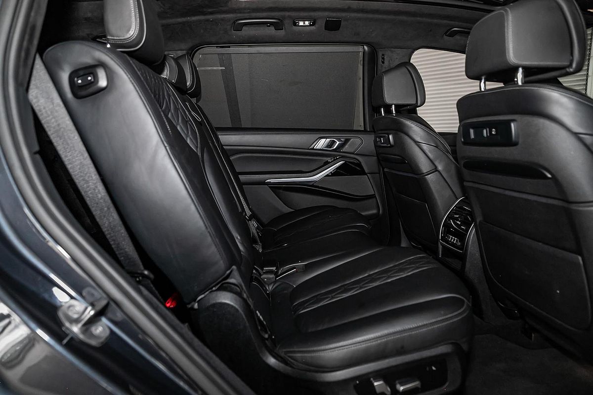 2020 BMW X7 M50i G07