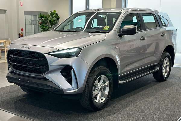 2025 Isuzu MU-X LS-M