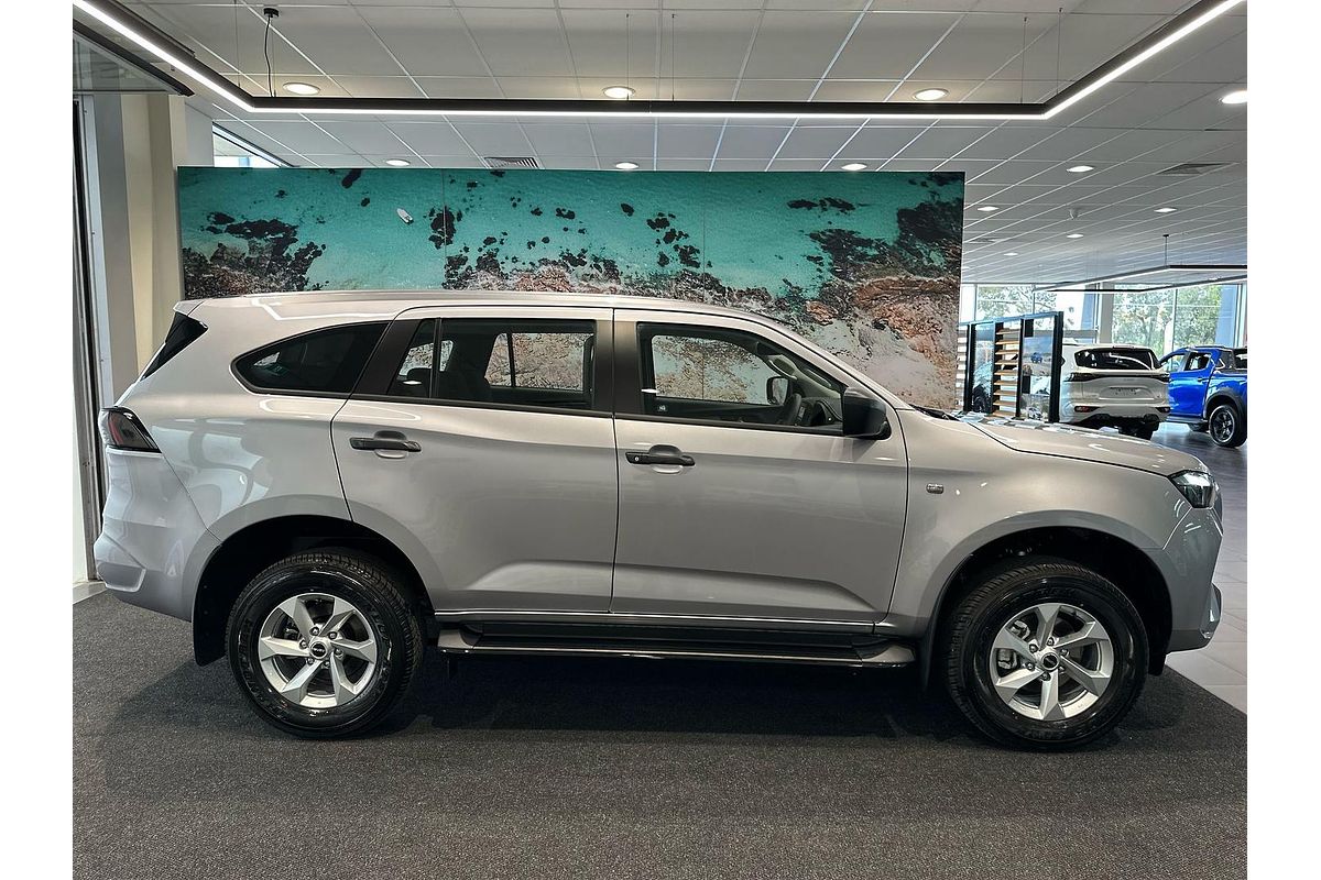 2025 Isuzu MU-X LS-M