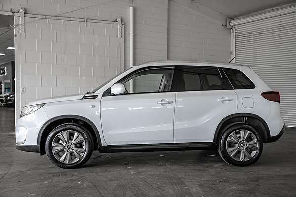 2024 Suzuki Vitara LY Series II