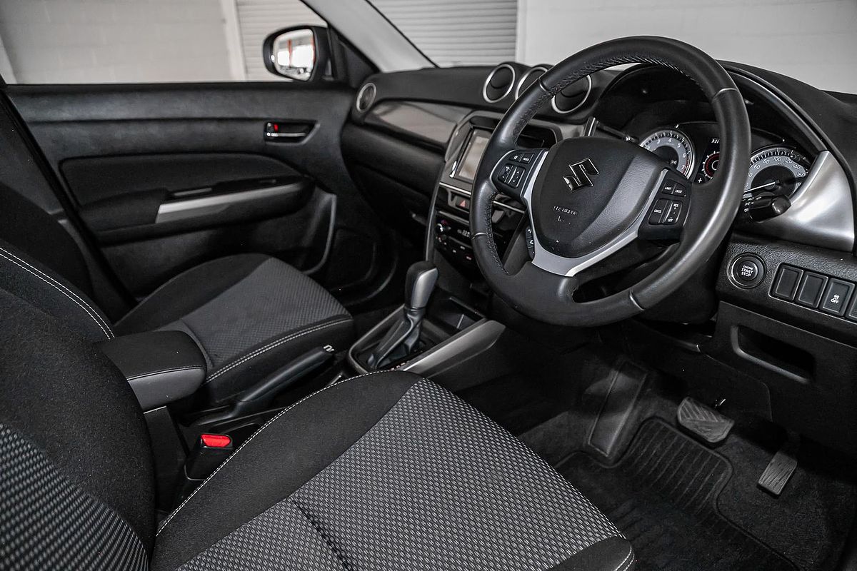 2024 Suzuki Vitara LY Series II
