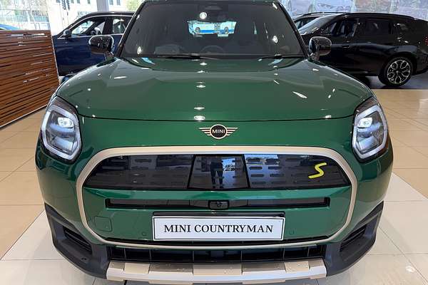 2024 MINI Countryman SE Classic U25