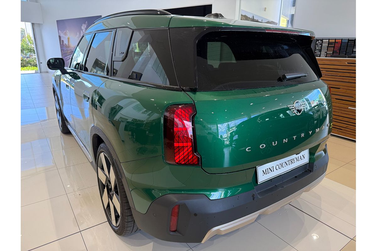 2024 MINI Countryman SE Classic U25