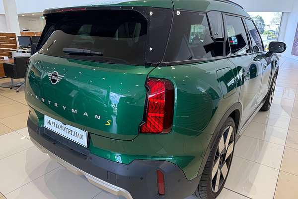 2024 MINI Countryman SE Classic U25