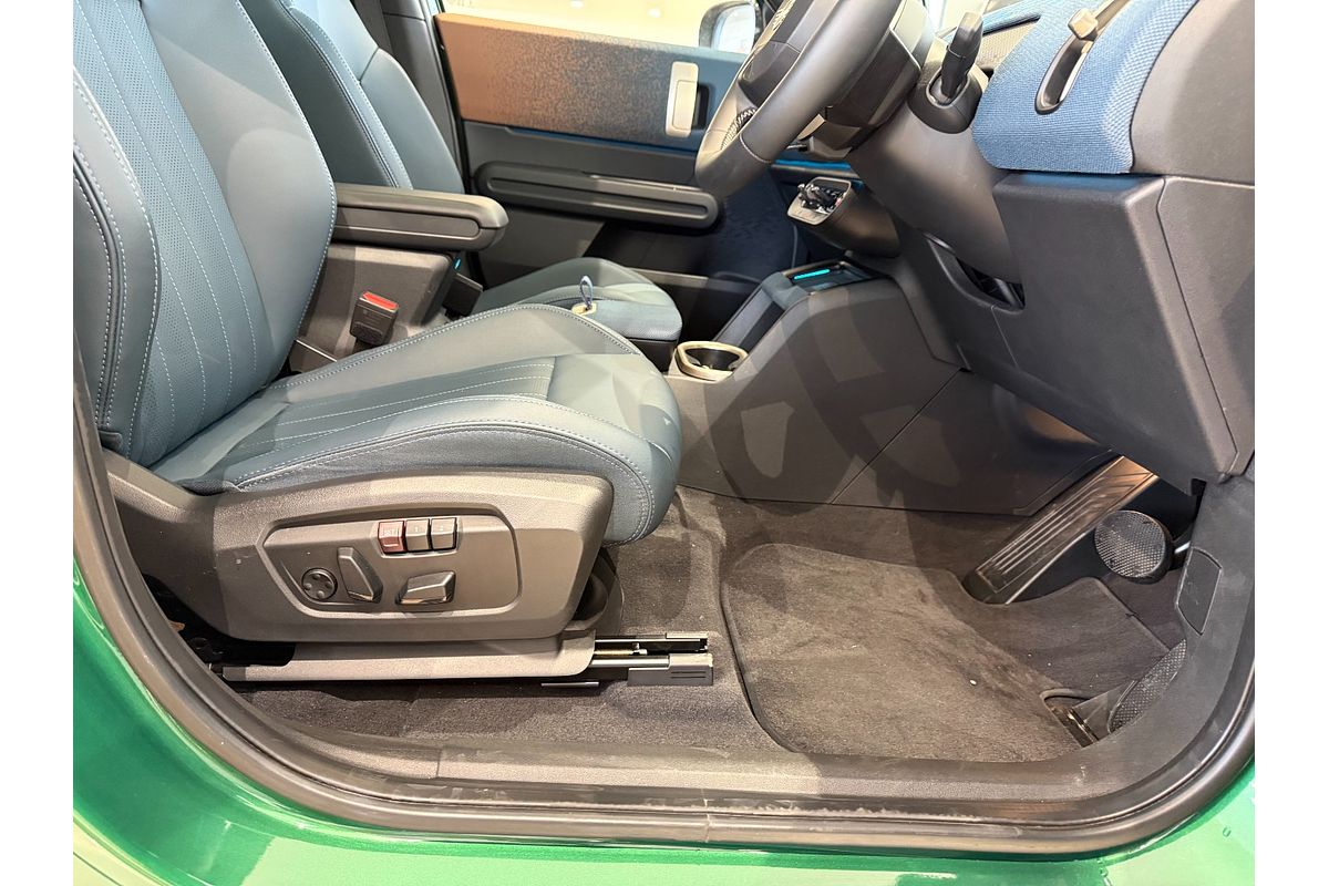 2024 MINI Countryman SE Classic U25