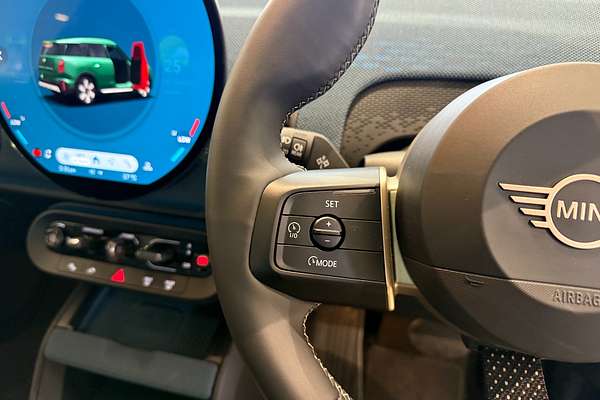 2024 MINI Countryman SE Classic U25