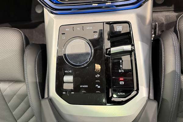 2025 BMW X3 20 xDrive G45