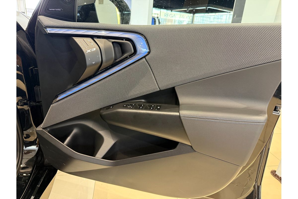 2025 BMW X3 20 xDrive G45