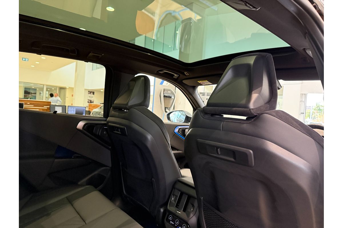 2025 BMW X3 20 xDrive G45
