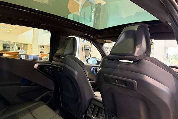 2025 BMW X3 20 xDrive G45