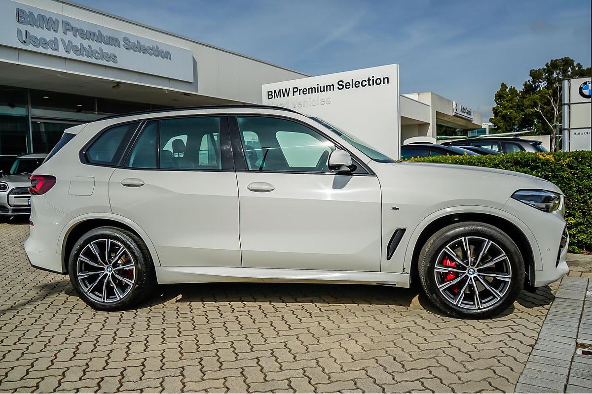 2022 BMW X5 xDrive30d M Sport G05