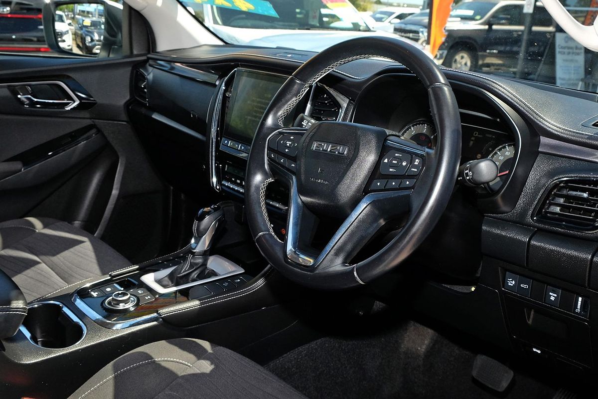 2023 Isuzu MU-X LS-U