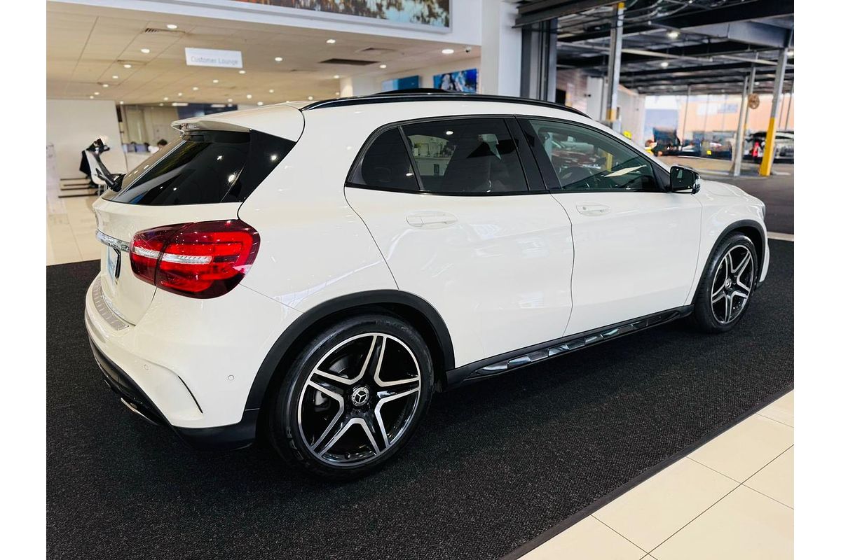 2018 Mercedes-Benz GLA-Class GLA180 X156