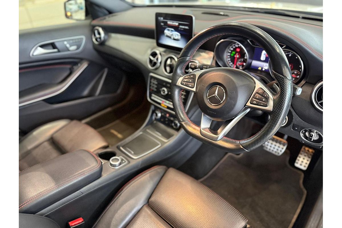 2018 Mercedes-Benz GLA-Class GLA180 X156