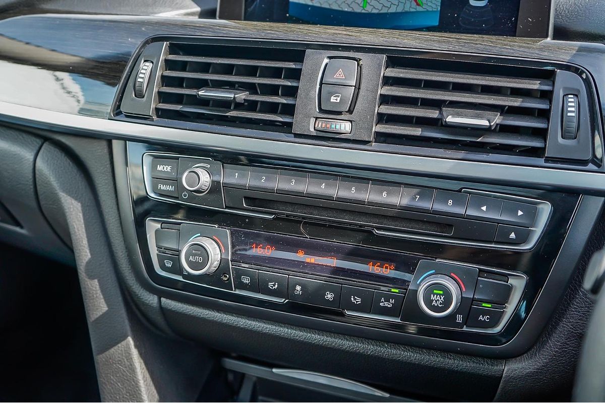 2015 BMW 4 Series 420d Sport Line F32