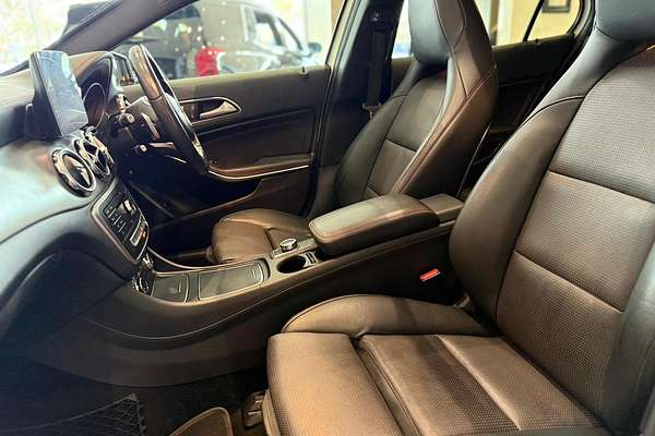 2018 Mercedes-Benz GLA-Class GLA180 X156