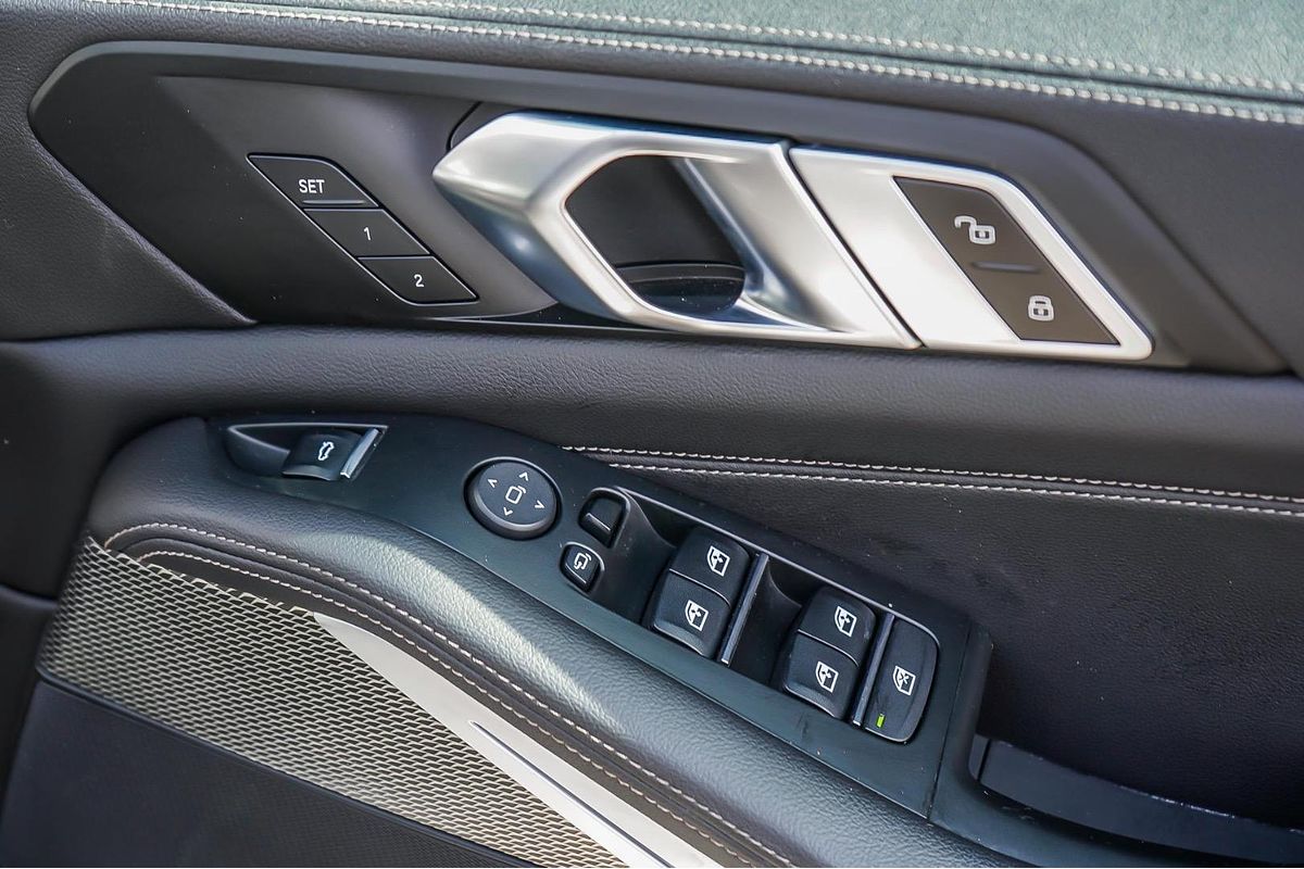 2022 BMW X5 xDrive30d M Sport G05