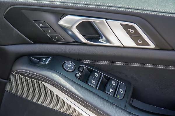 2022 BMW X5 xDrive30d M Sport G05