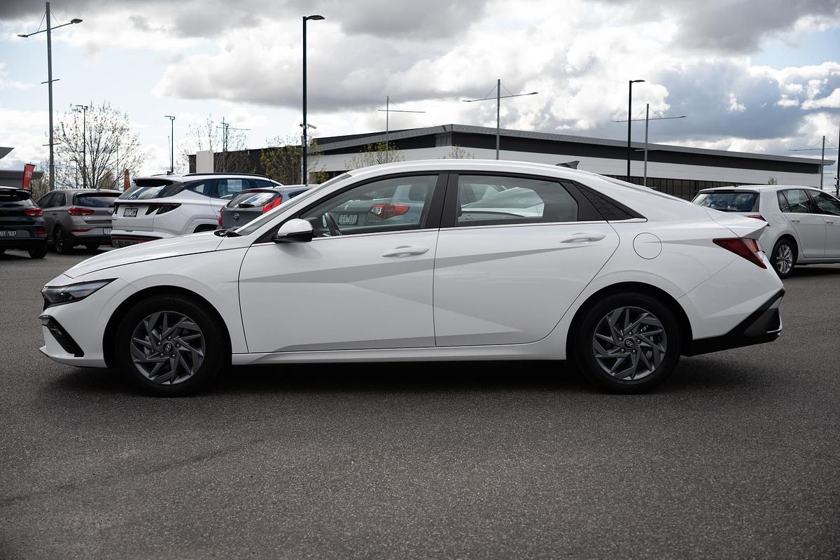 2024 Hyundai i30 Hybrid CN7.V2