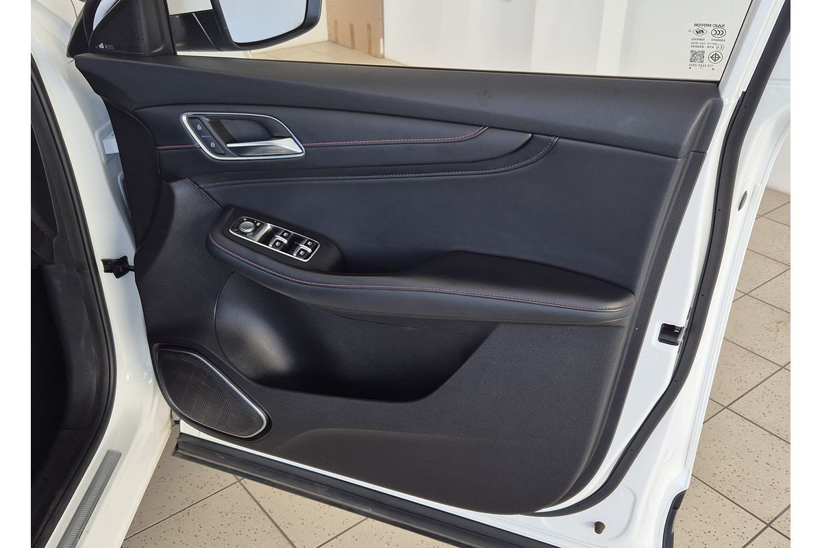 2023 MG HS Excite SAS23