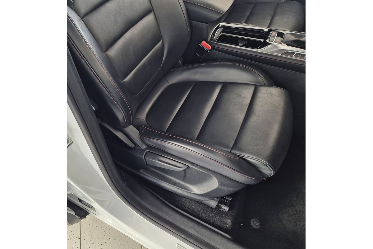 2023 MG HS Excite SAS23