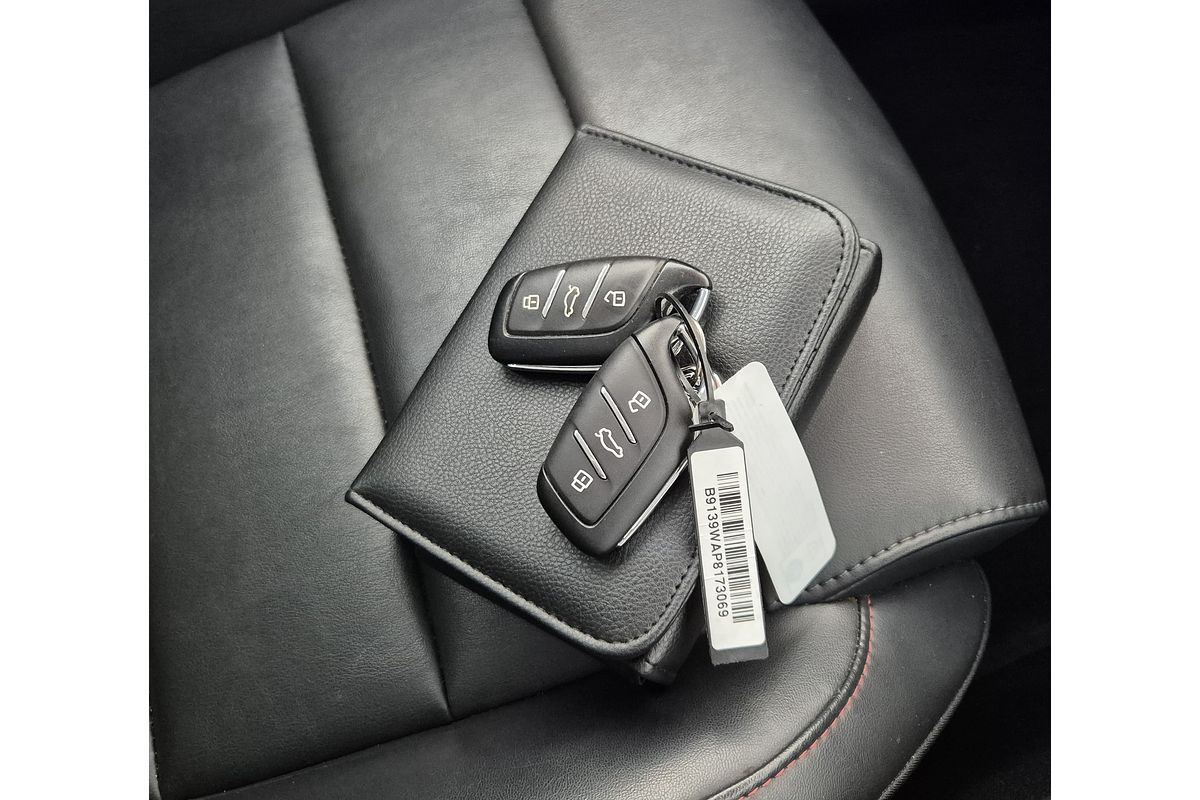 2023 MG HS Excite SAS23