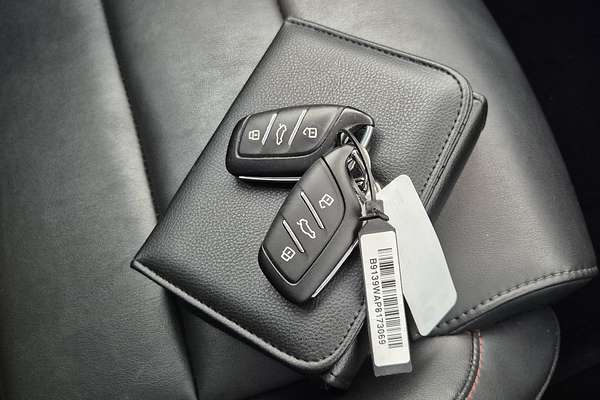 2023 MG HS Excite SAS23