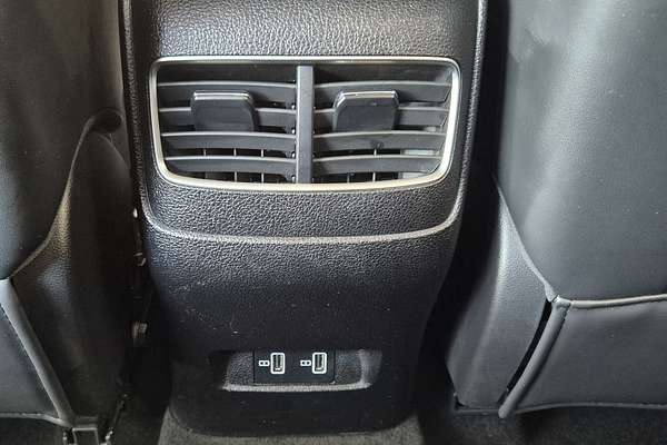 2023 MG HS Excite SAS23