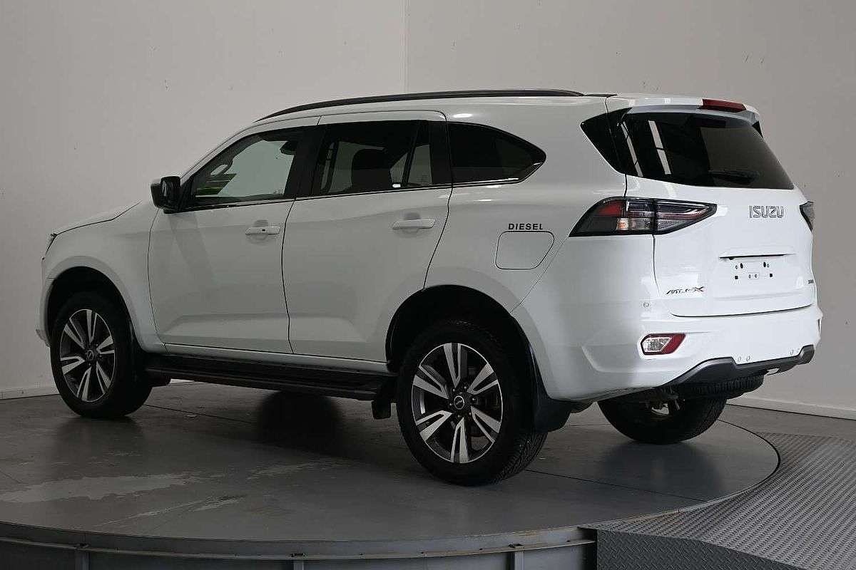 2023 Isuzu MU-X LS-T