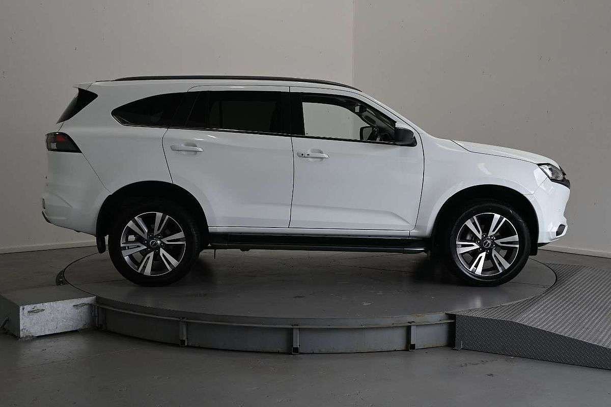 2023 Isuzu MU-X LS-T