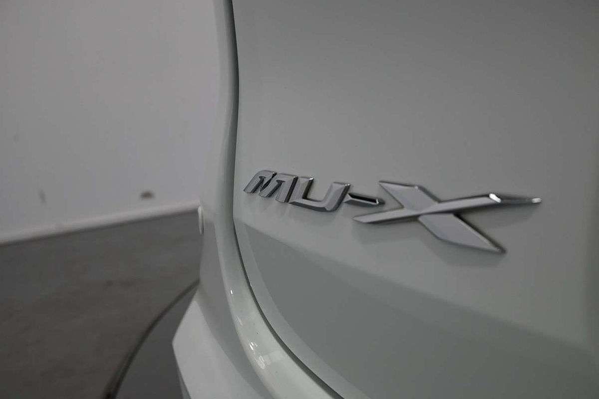 2023 Isuzu MU-X LS-T