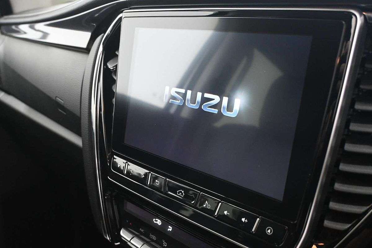 2023 Isuzu MU-X LS-T