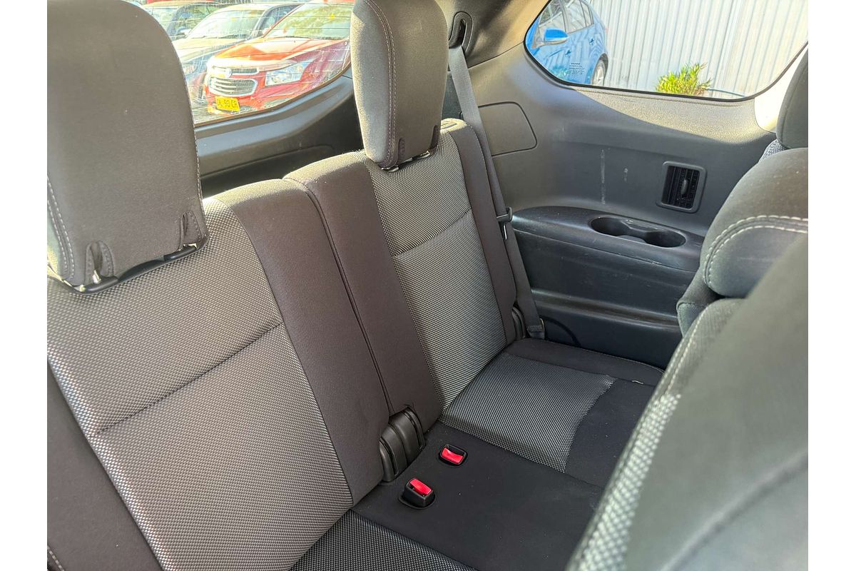 2017 Nissan Pathfinder ST R52 Series II