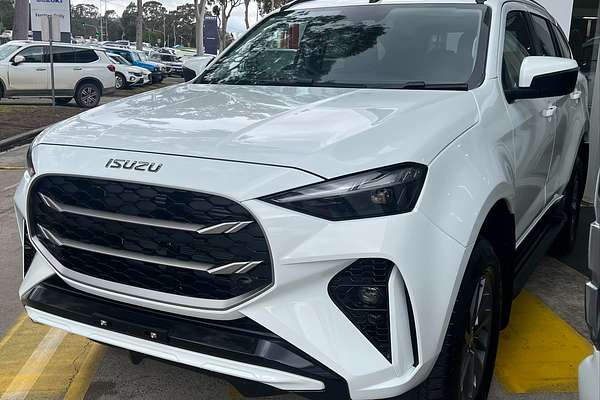 2025 Isuzu MU-X AUTO
