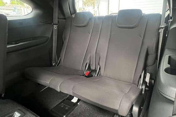 2025 Isuzu MU-X AUTO