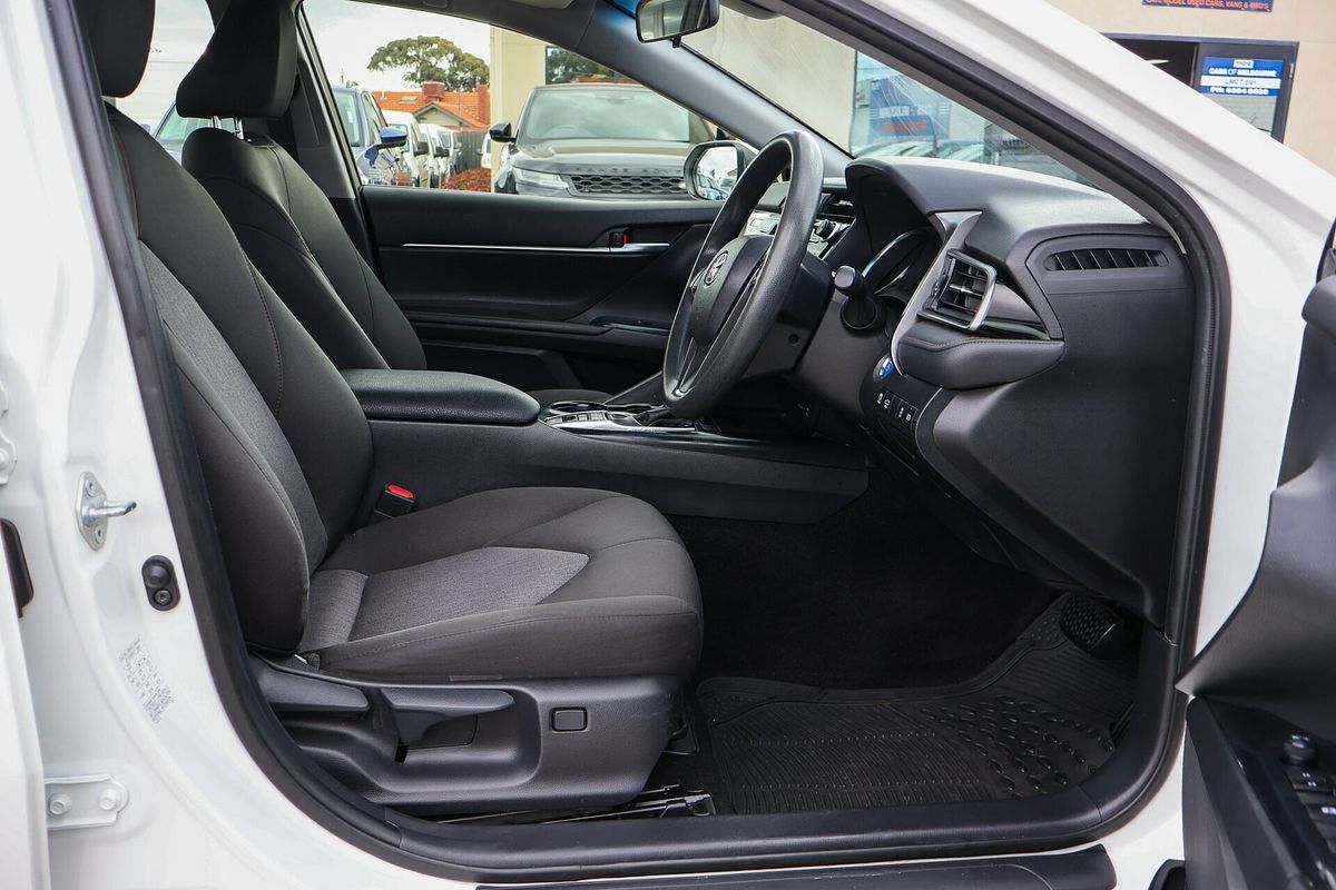 2020 Toyota Camry Ascent AXVH71R