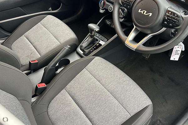 2024 Kia Stonic S YB