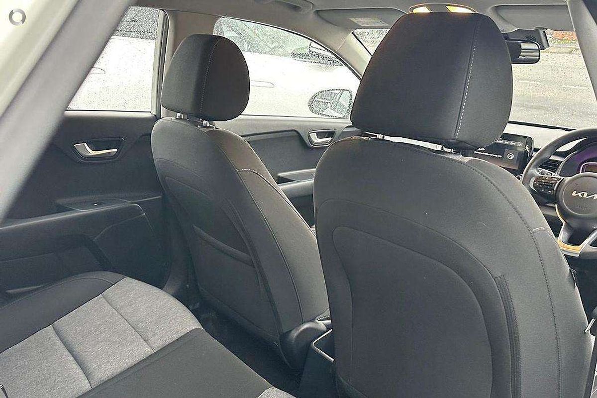 2024 Kia Stonic S YB