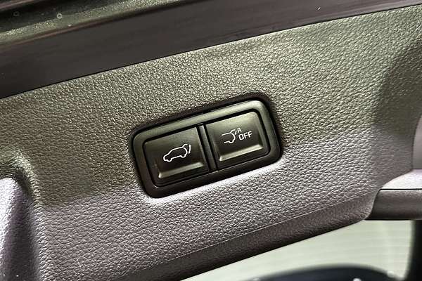 2023 Kia Carnival SLi KA4