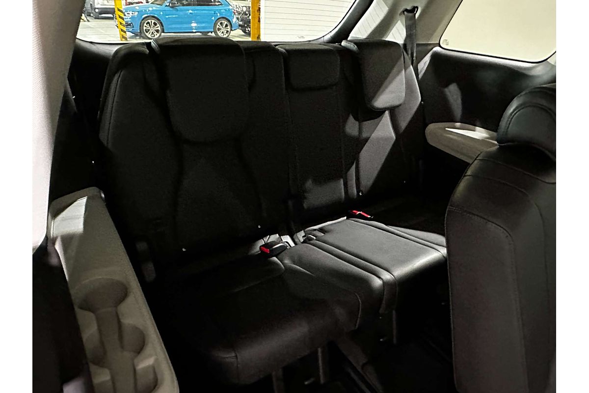 2023 Kia Carnival SLi KA4