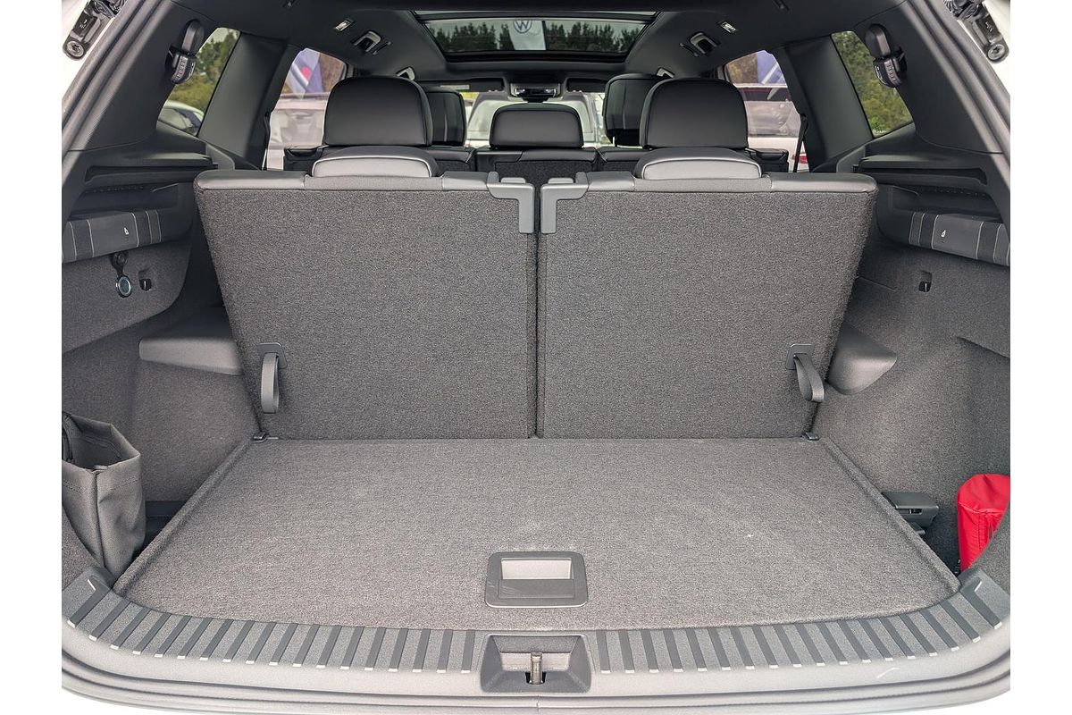 2025 Volkswagen Tayron 195TSI R-Line R4