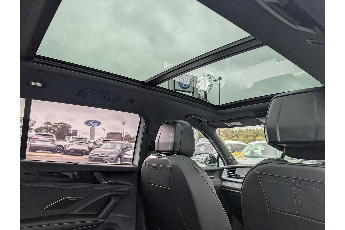 2025 Volkswagen Tayron 195TSI R-Line R4