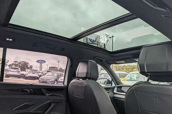 2025 Volkswagen Tayron 195TSI R-Line R4