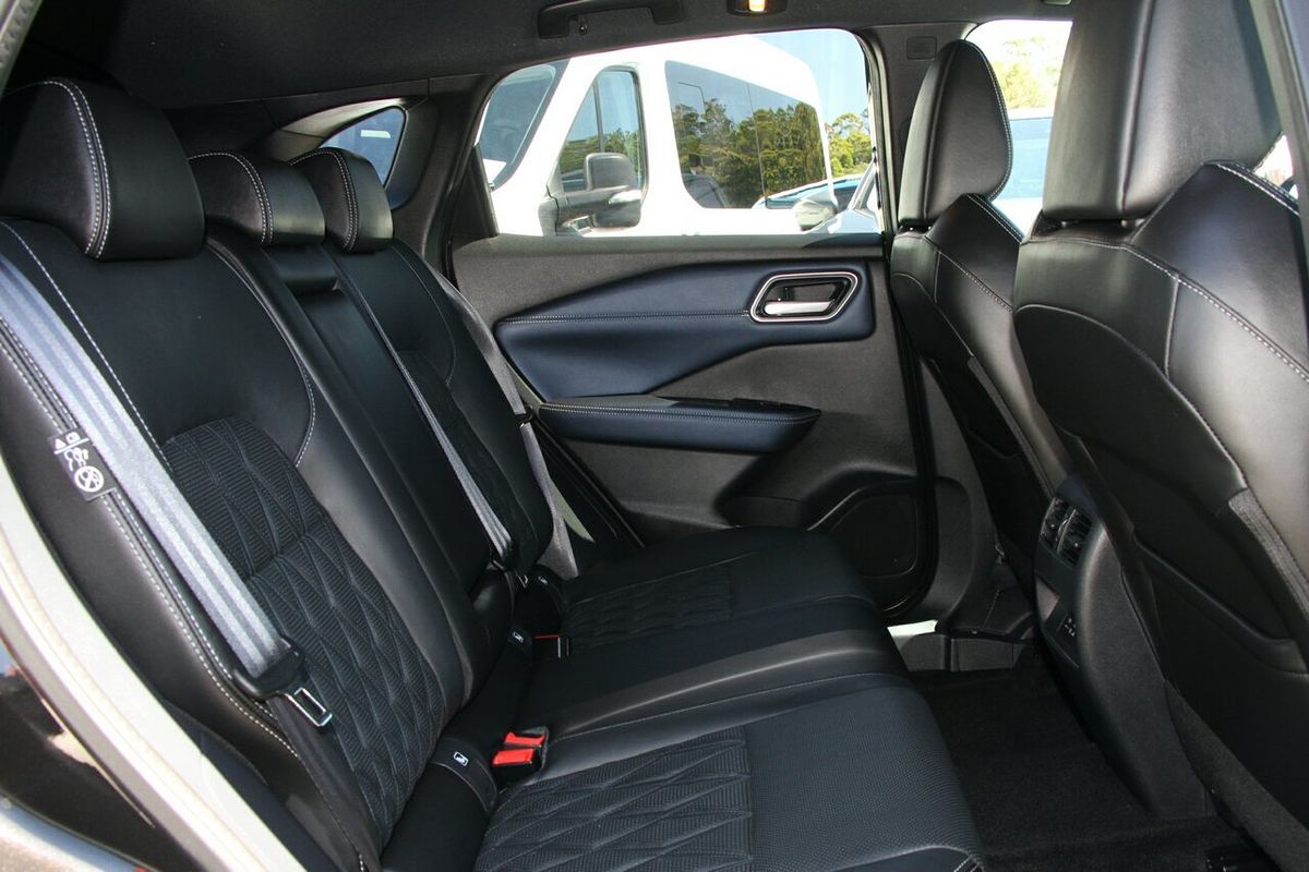 2024 Nissan QASHQAI Ti J12