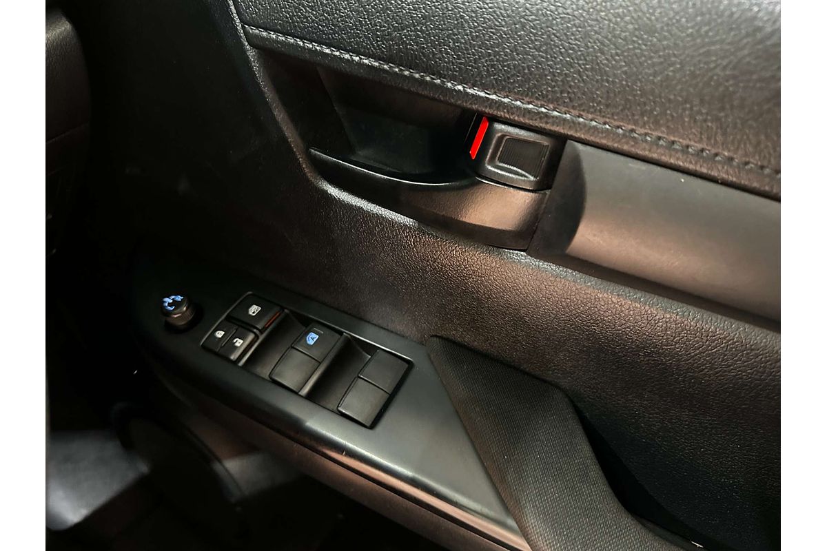 2021 Toyota Hilux SR GUN126R 4X4