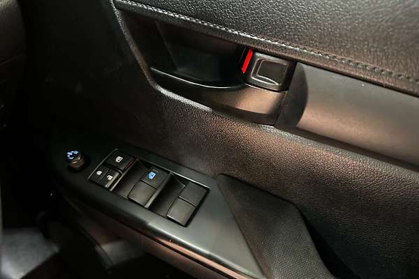 2021 Toyota Hilux SR GUN126R 4X4