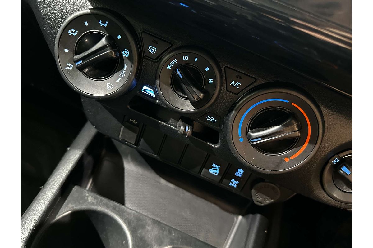 2021 Toyota Hilux SR GUN126R 4X4