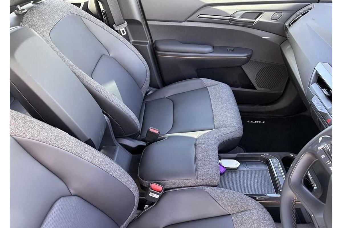 2025 Kia EV5 Air Standard Range OVc