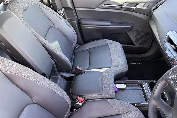 2025 Kia EV5 Air Standard Range OVc