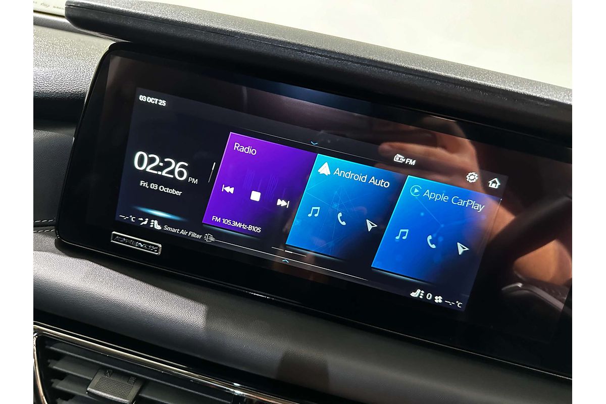 2025 Mahindra XUV700 AX7L